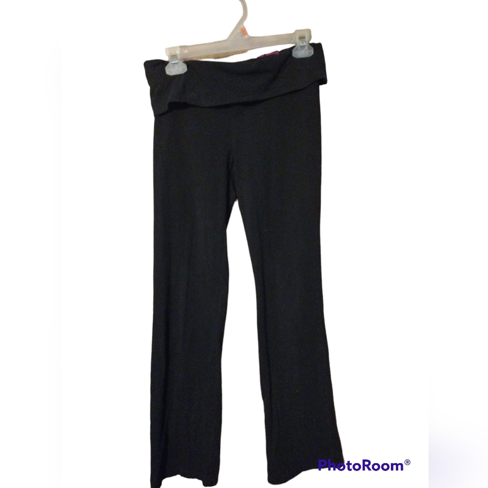 Medium pink yoga pants